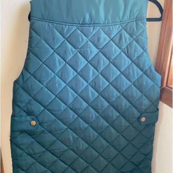 NWOT Zenana outfitters vest size medium - Picture 4 of 4